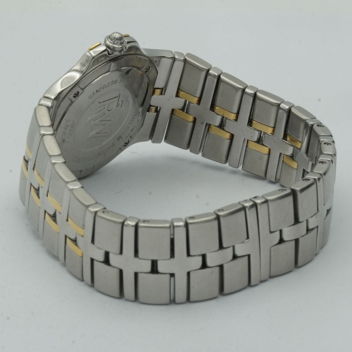 8076228