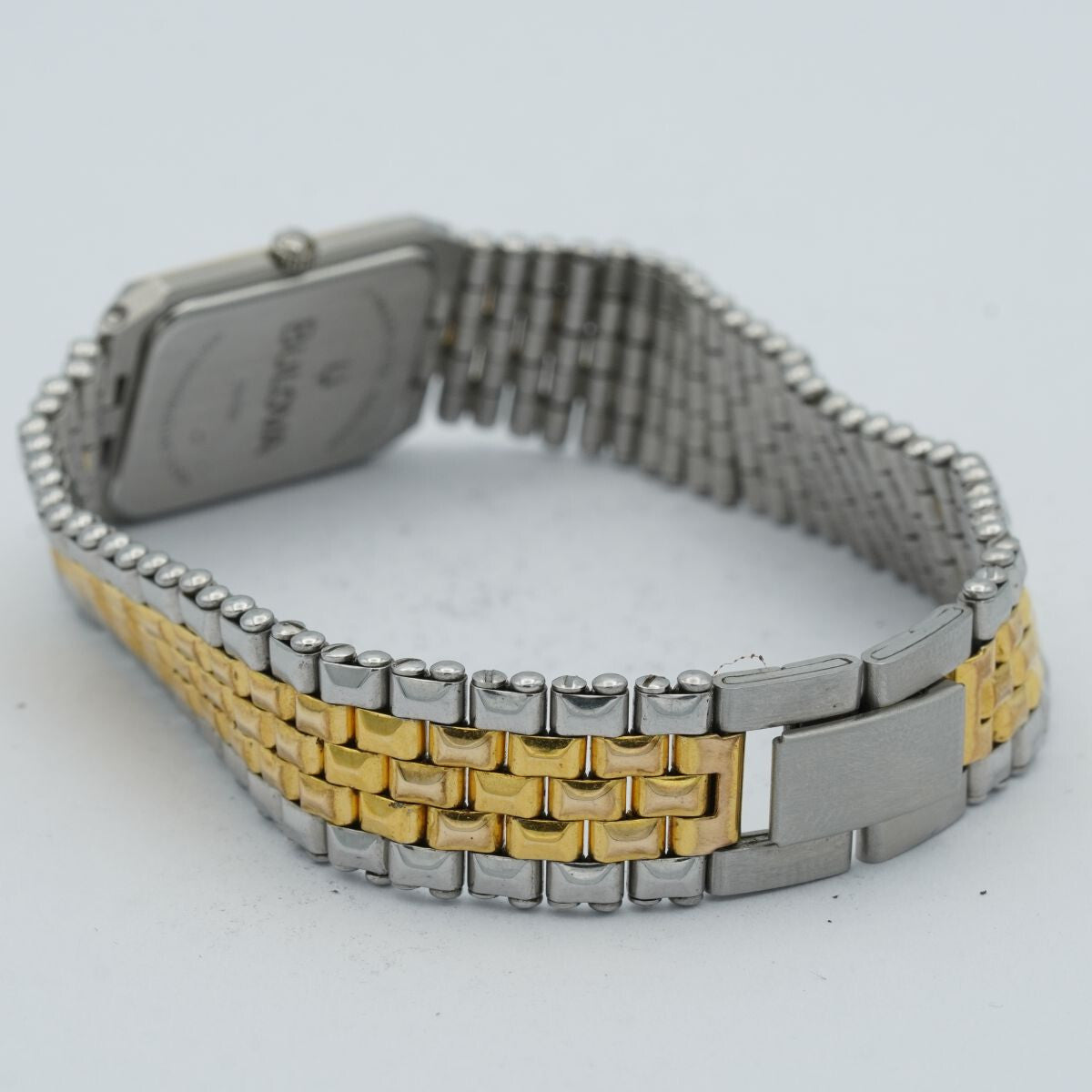 7329000
