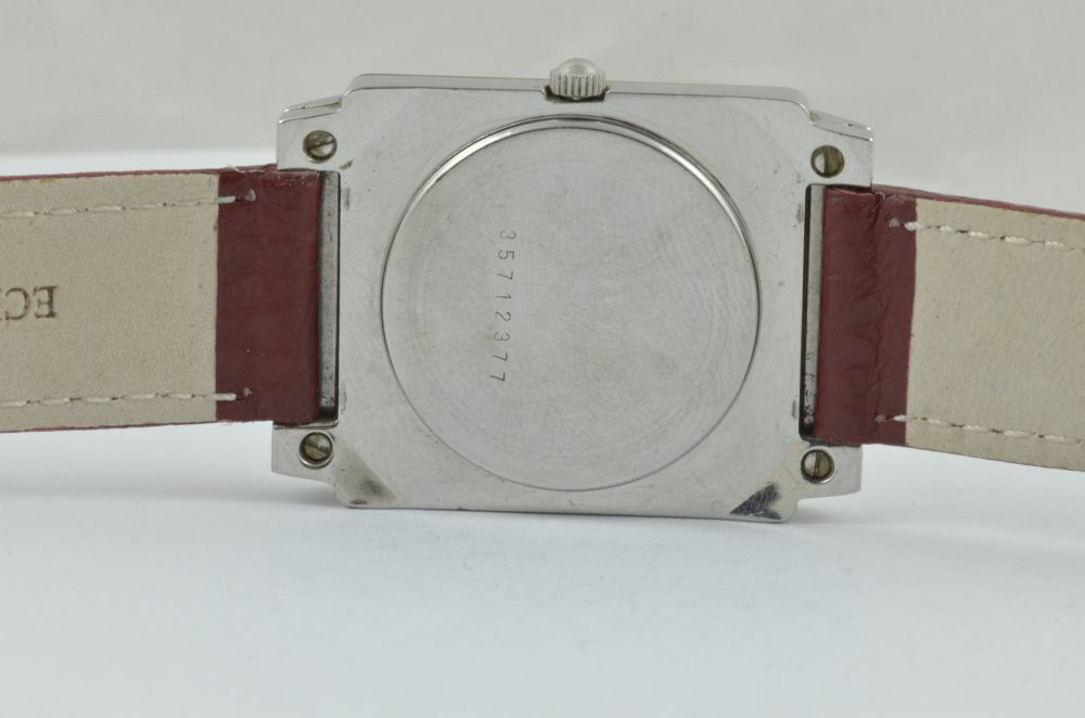 7195810